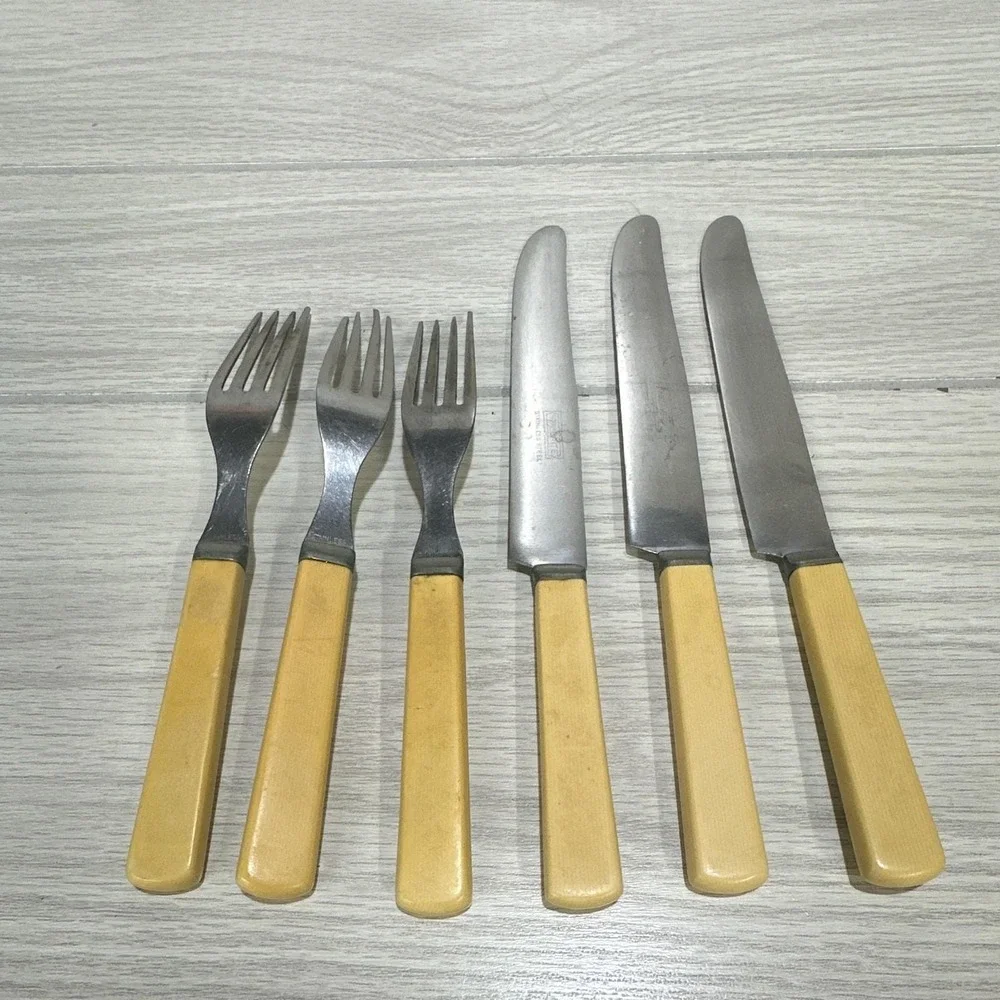 STA-BRITE Stainless Cutlery 3 Forks 3 Knives Bakelite Handle Vintage 1930-50s